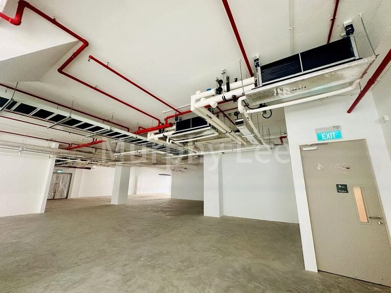 Light Industrial (B1) for Rent: Luzerne Building - Image 11