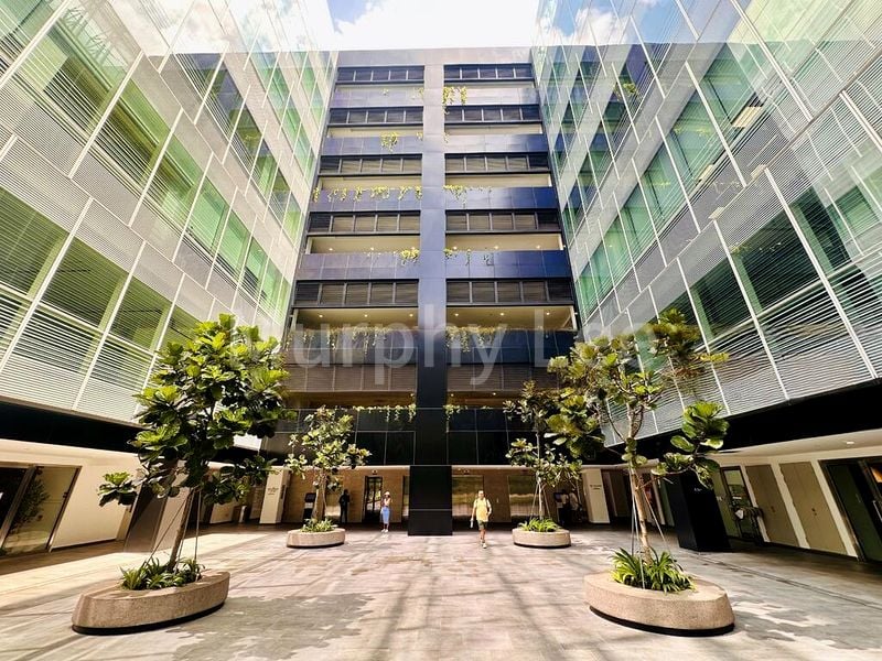 Light Industrial (B1) for Rent: Luzerne Building - Image 17