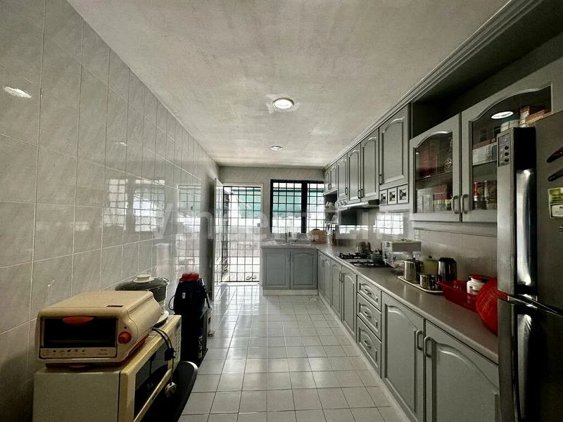 4 Bed Terraced House (Landed) for Sale in  Gerald Residence - Image 7