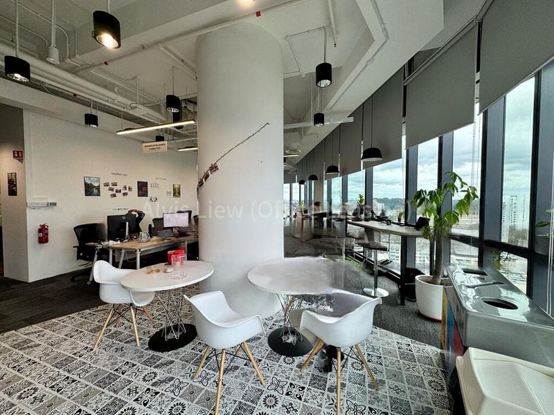 Office for Rent: Woods Square - Image 3