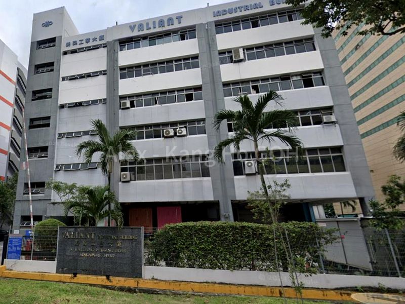 Light Industrial (B1) for Sale: Valiant Industrial Building - Image 3