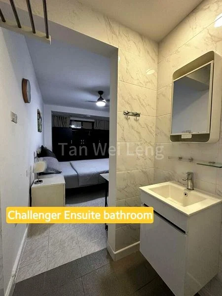 Master Room (Landed) for Rent in  Changi Court - Image 5
