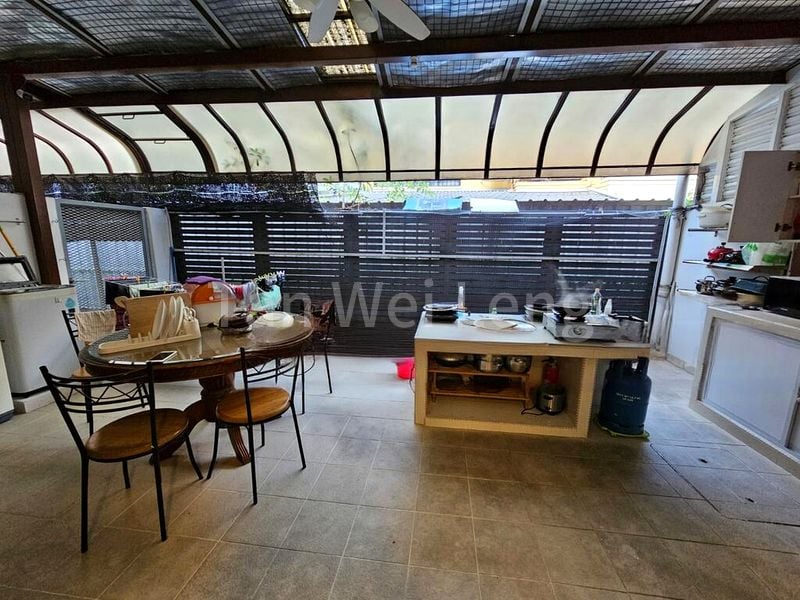 Master Room (Landed) for Rent in  Changi Court - Image 6