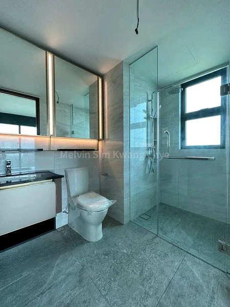 3 Bed Condo for Rent in Normanton Park - Image 2