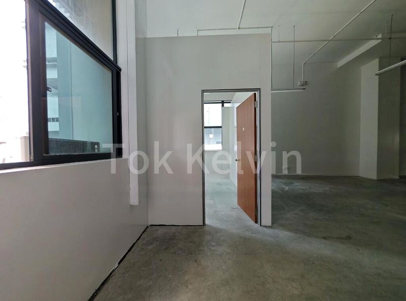 Light Industrial (B1) for Rent: Interlocal Centre - Image 6