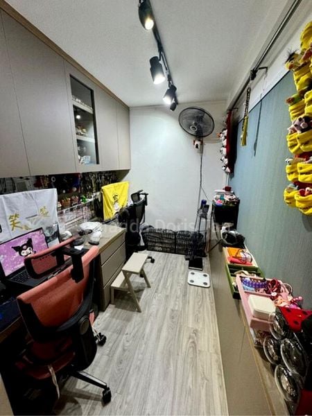 4 Room (4A) HDB for Sale in  451 Pasir Ris Drive 6 - Image 2