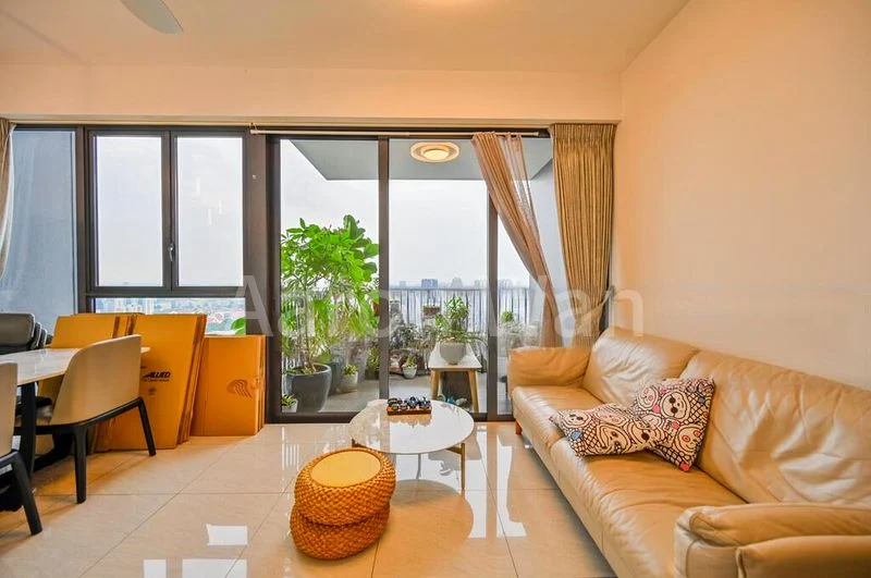 5 Bed Condo for Rent in  Gem Residences - Image 1