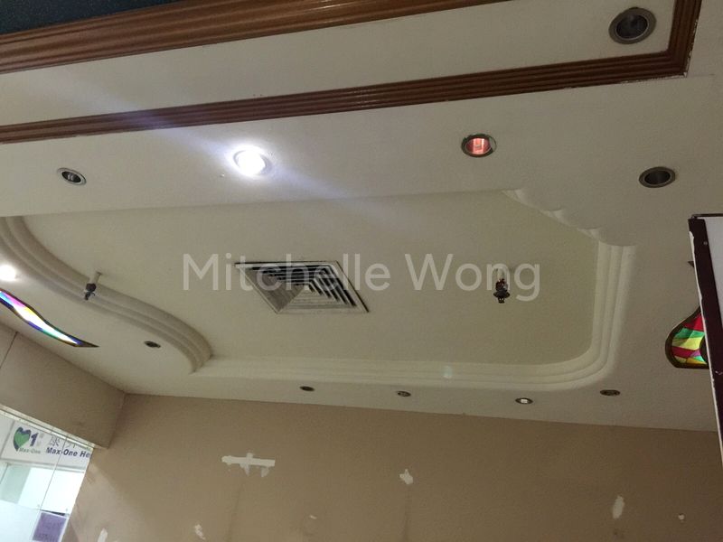 Office for Rent: Tristar Complex - Image 2