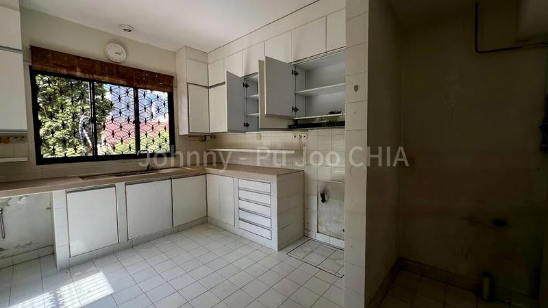 5 Bed Corner Terrace (Landed) for Rent in  Hillview Heights - Image 3