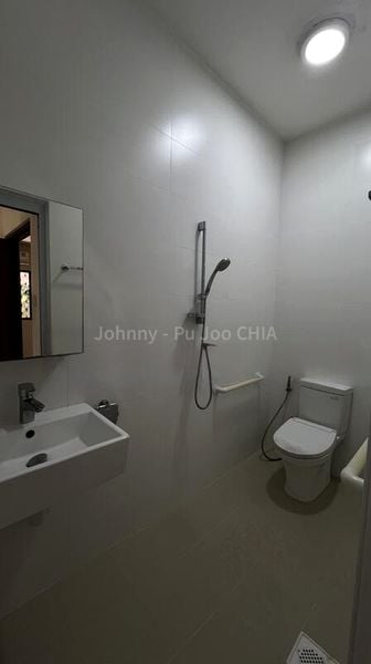 5 Bed Corner Terrace (Landed) for Rent in  Hillview Heights - Image 2