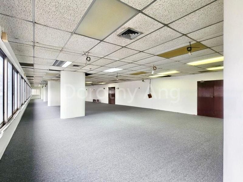 Office for Rent: Golden Mile Tower - Image 1