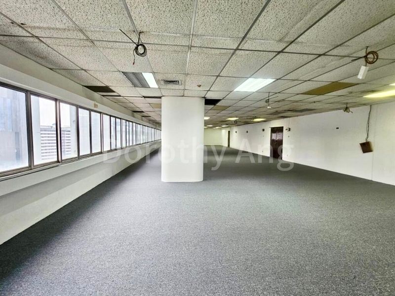 Office for Rent: Golden Mile Tower - Image 4