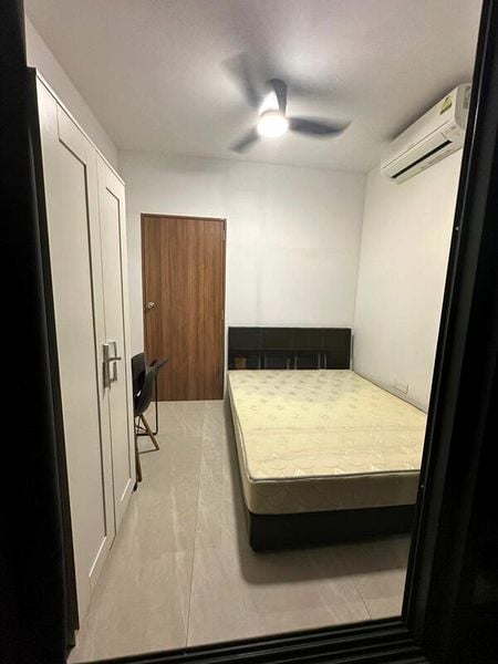 Common Room (Condo) for Rent in  Normanton Park - Image 2