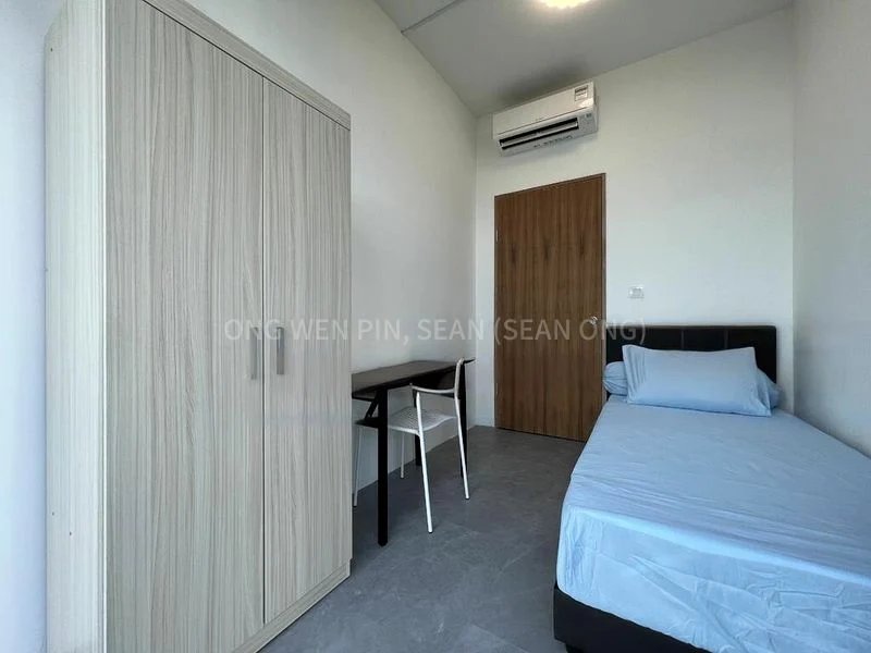 Common Room (Condo) for Rent in  Parc Oasis - Image 3