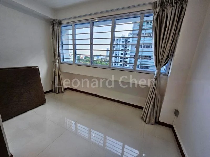 5 Room (5I) HDB for Rent in  253A Ang Mo Kio Street 21 - Image 4