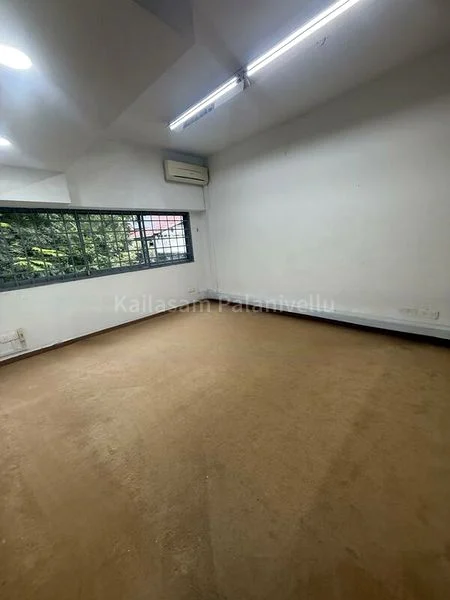 Office for Rent: Owen Road - Image 3