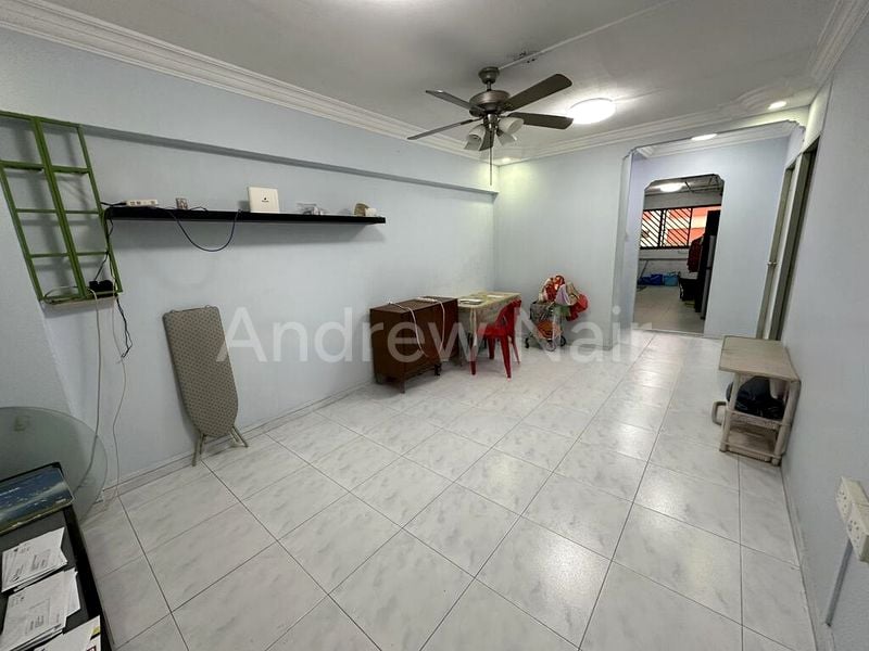 3 Room (3A) HDB for Sale in 778 Yishun Avenue 2 - Image 2