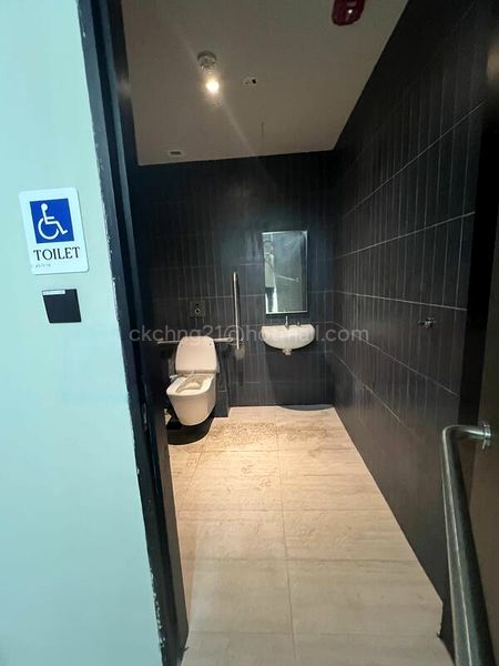 Shop / Shophouse for Rent: 1 Arab Street - Image 2