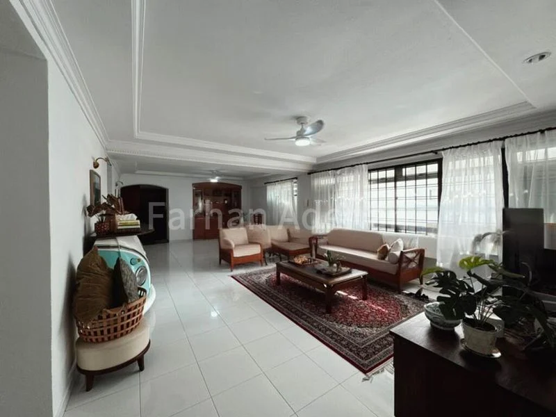 Executive HDB for Sale in  244 Pasir Ris Street 21 - Image 1