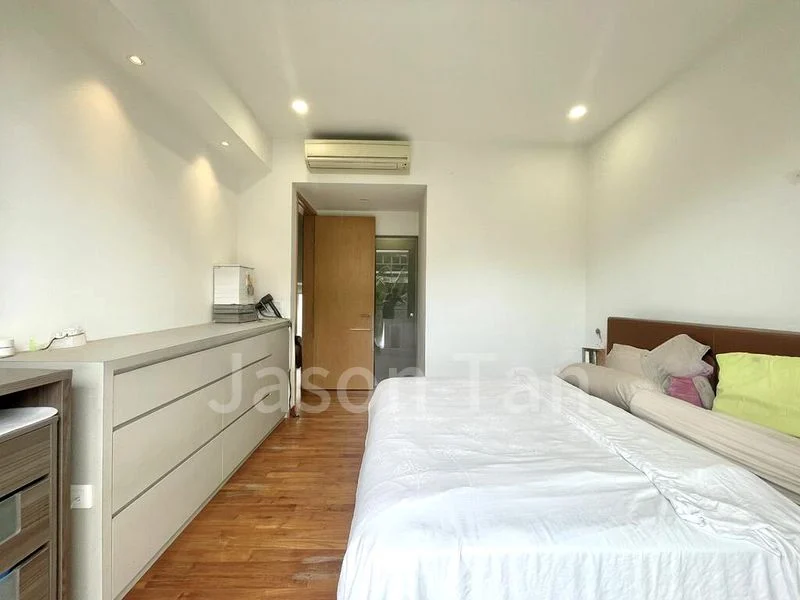 5 Bed Cluster House (Landed) for Sale in  Este Villa - Image 6