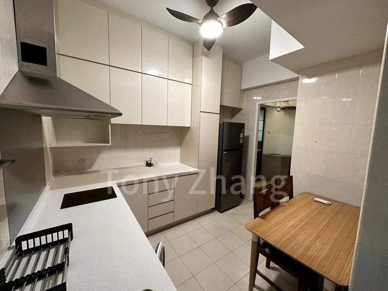 Room (Condo) for Rent in Parc Oasis - Image 7