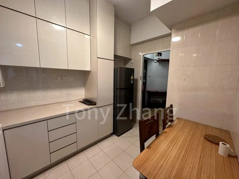 Room (Condo) for Rent in Parc Oasis - Image 4