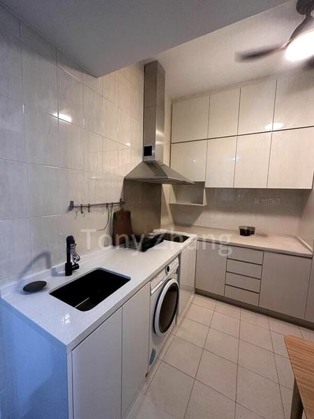 Room (Condo) for Rent in Parc Oasis - Image 2