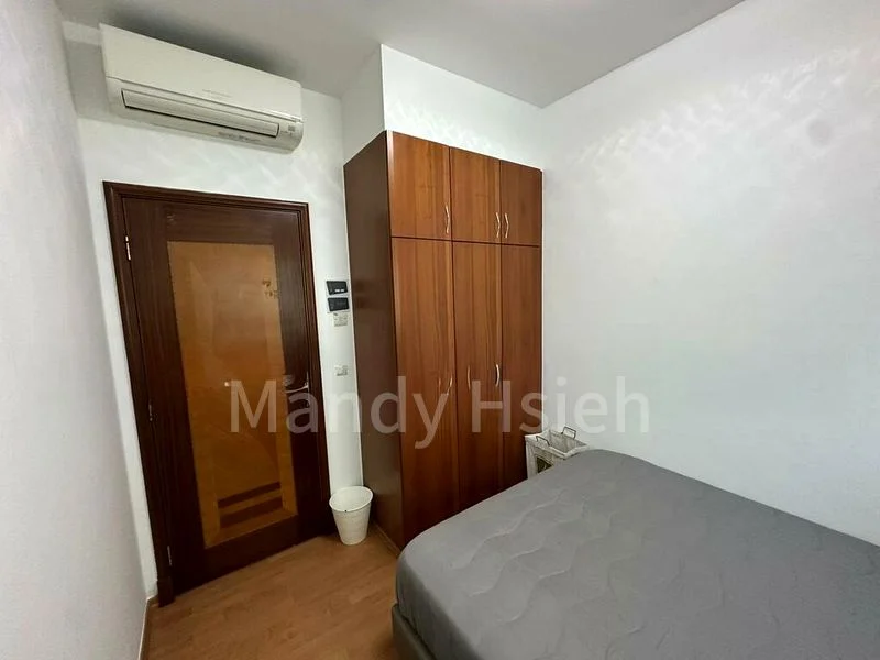 Common Room (Condo) for Rent in Sunshine Plaza - Image 1
