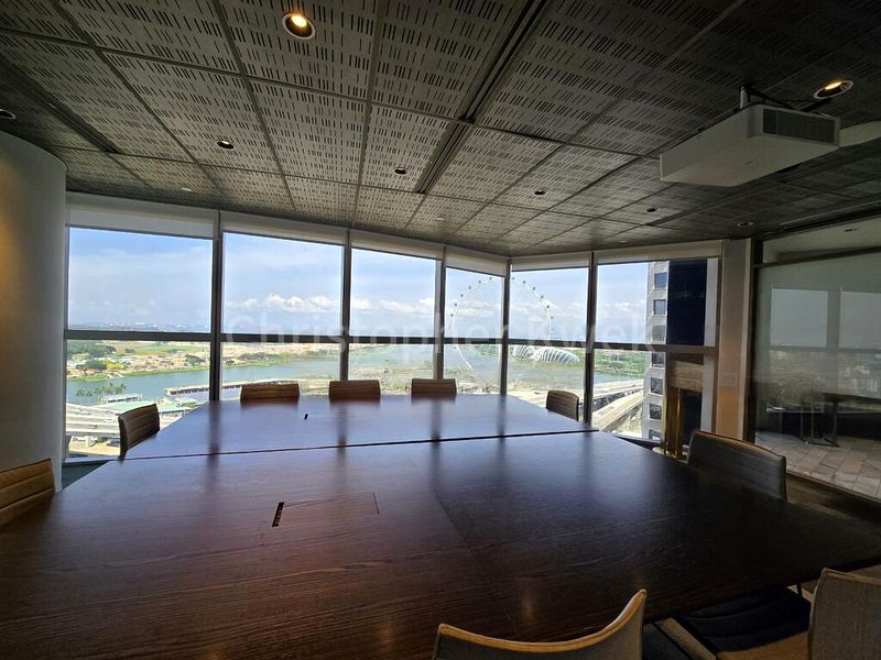 Office for Rent: Centennial Tower - Image 11