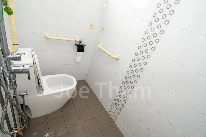 Common Room (HDB) for Rent in  172 Yishun Avenue 7 - Image 4