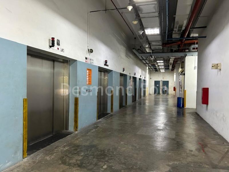 Light Industrial (B1) for Rent: Air-Conditioned Image Building in Serangoon North - Image 6