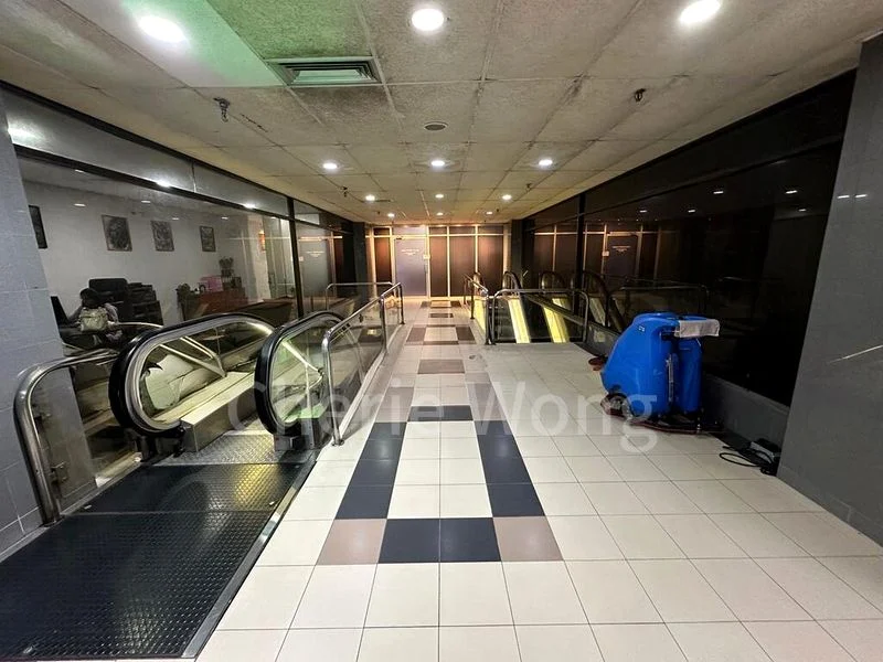 Office for Sale: High Street Plaza - Image 3