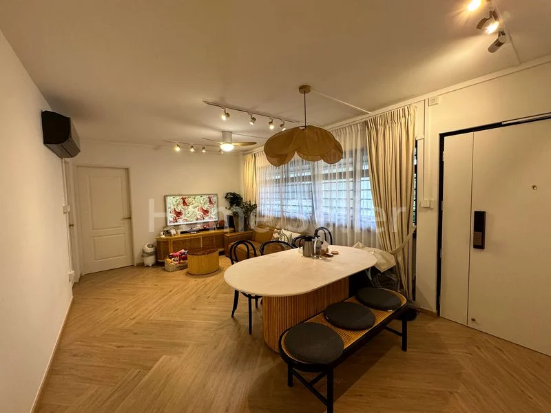 4 Room (4A) HDB for Sale in 8B Boon Tiong Road - Image 1