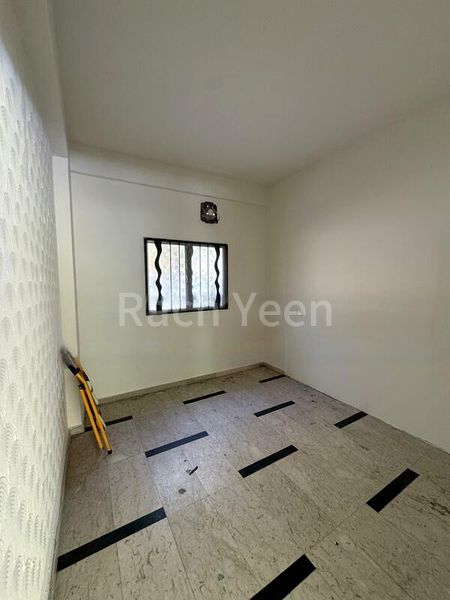 Shop / Shophouse for Sale: 116 on Jalan Bukit Merah - Image 4