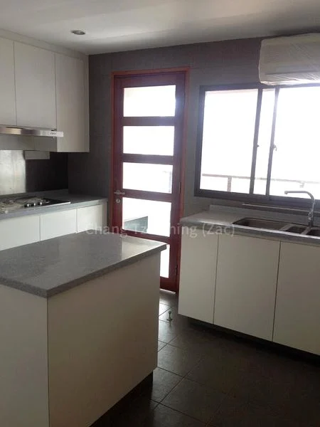 5 Bed Apartment (Condo) for Rent in  Wing On Life Garden - Image 3