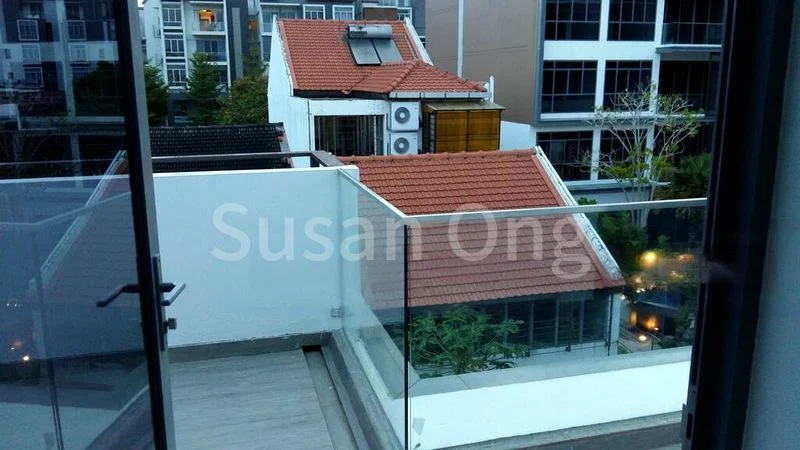 4 Bed Cluster House (Landed) for Sale in  The Seawind - Image 2