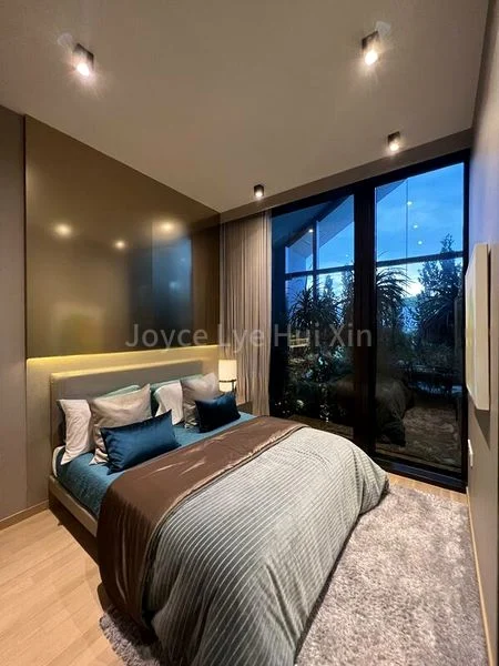 3 Bed Condo for Sale in Meyer Mansion - Image 1