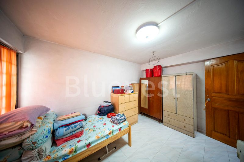 3 Room (3I) HDB for Sale in 98 Whampoa Drive - Image 4