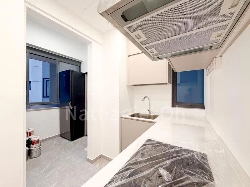 3 Bed Condo for Rent in  Haig Court - Image 12