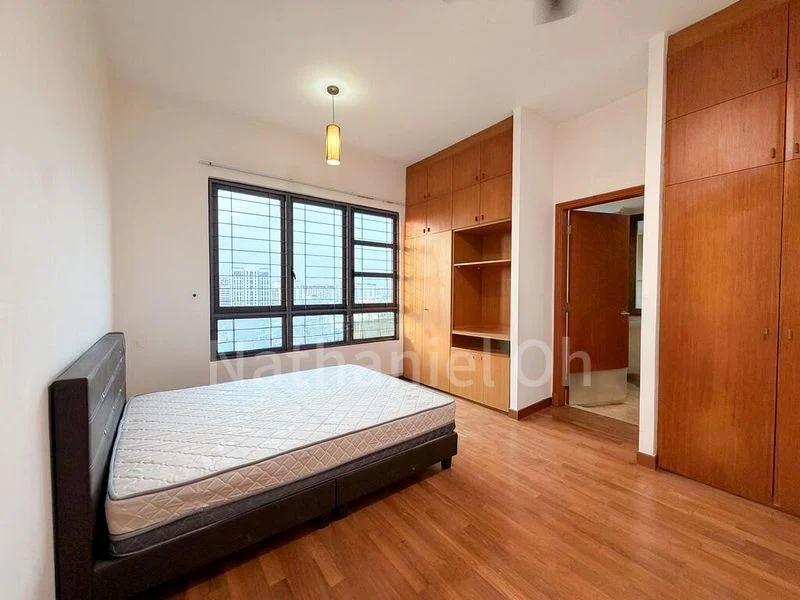 3 Bed Condo for Rent in  Haig Court - Image 11