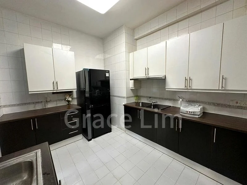 Common Room (Condo) for Rent in  Parc Oasis - Image 10