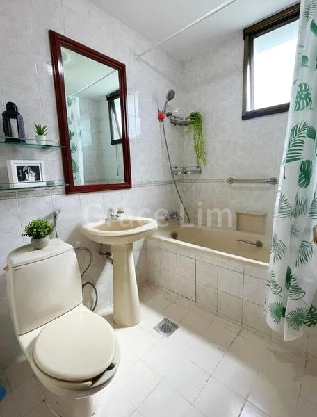 Common Room (Condo) for Rent in  Parc Oasis - Image 5