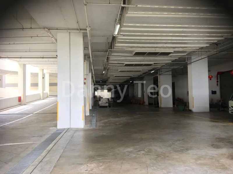 Light Industrial (B1) for Rent: North View Bizhub - Image 6