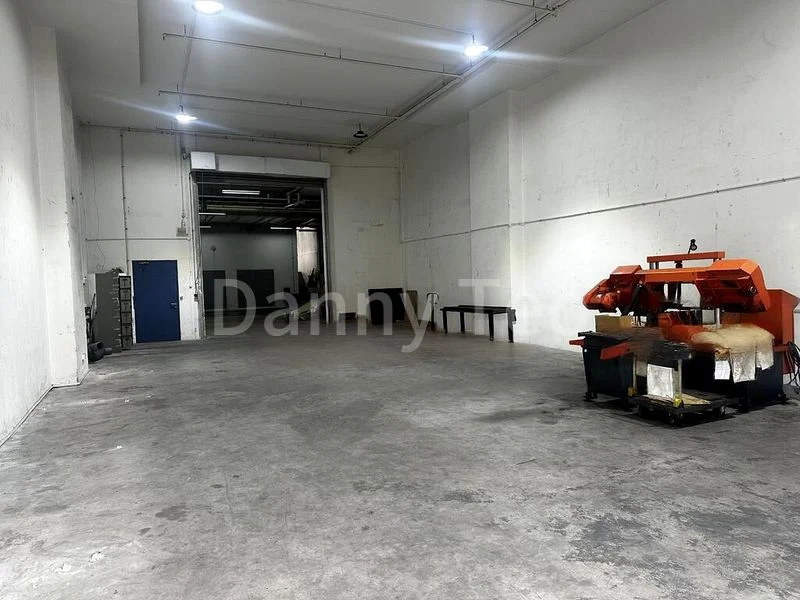 Light Industrial (B1) for Rent: North View Bizhub - Image 2