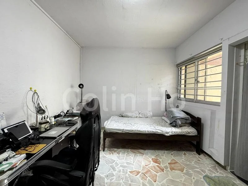 3 Room (3A) HDB for Sale in  428 Jurong West Avenue 1 - Image 5