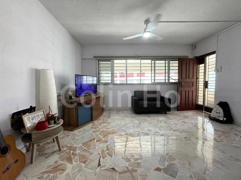 3 Room (3A) HDB for Sale in  428 Jurong West Avenue 1 - Image 1
