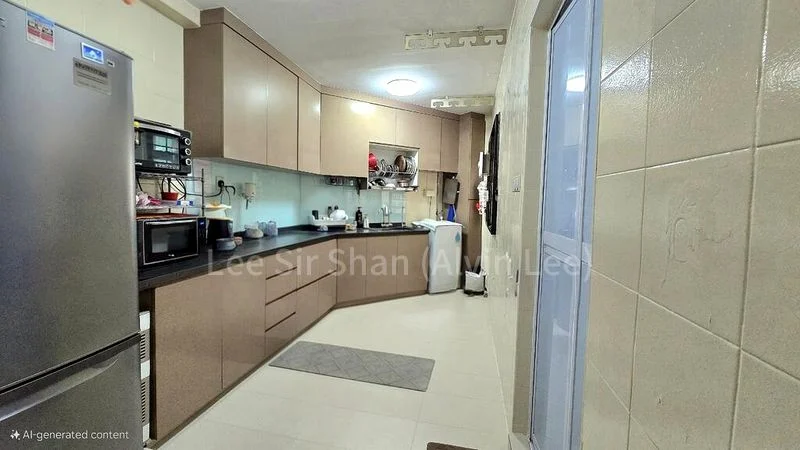 4 Room (4I) HDB for Sale in  296B Compassvale Crescent - Image 3