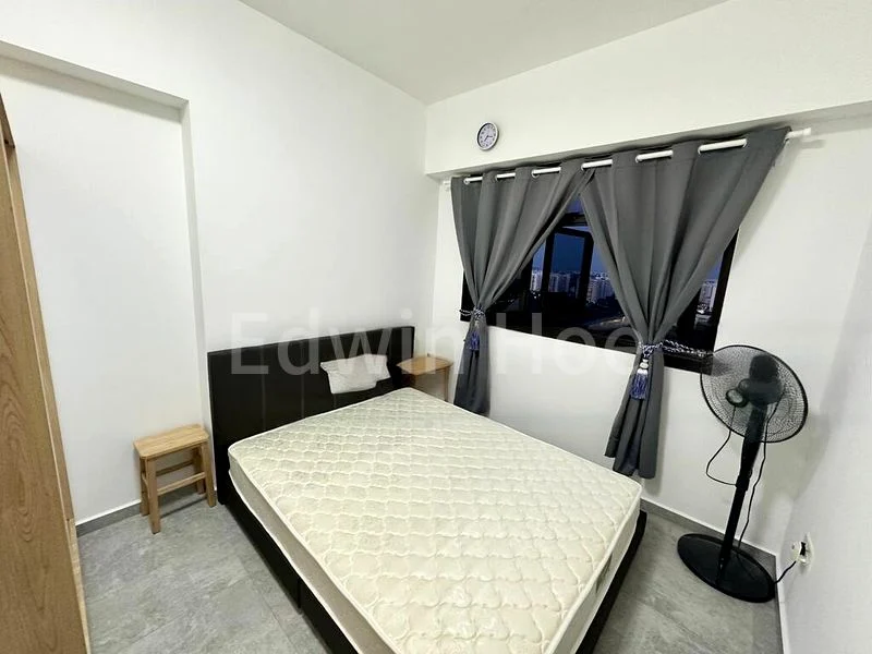 Common Room (HDB) for Rent in  472B Fernvale Street - Image 2