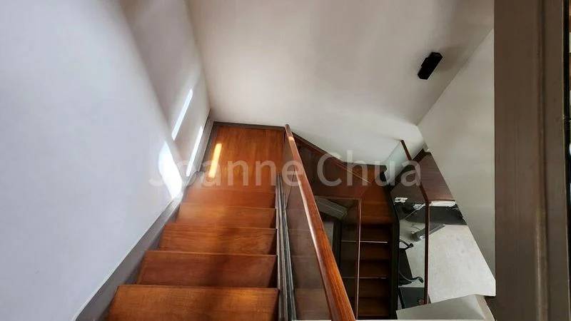 4 Bed Terraced House (Landed) for Sale in  Lakeshore View - Image 4