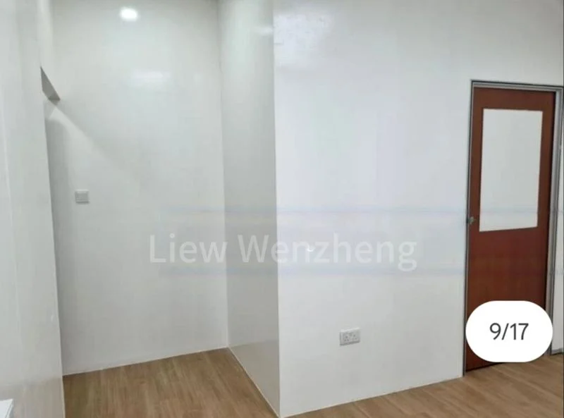 Light Industrial (B1) for Rent: Tat Ann Building - Image 1